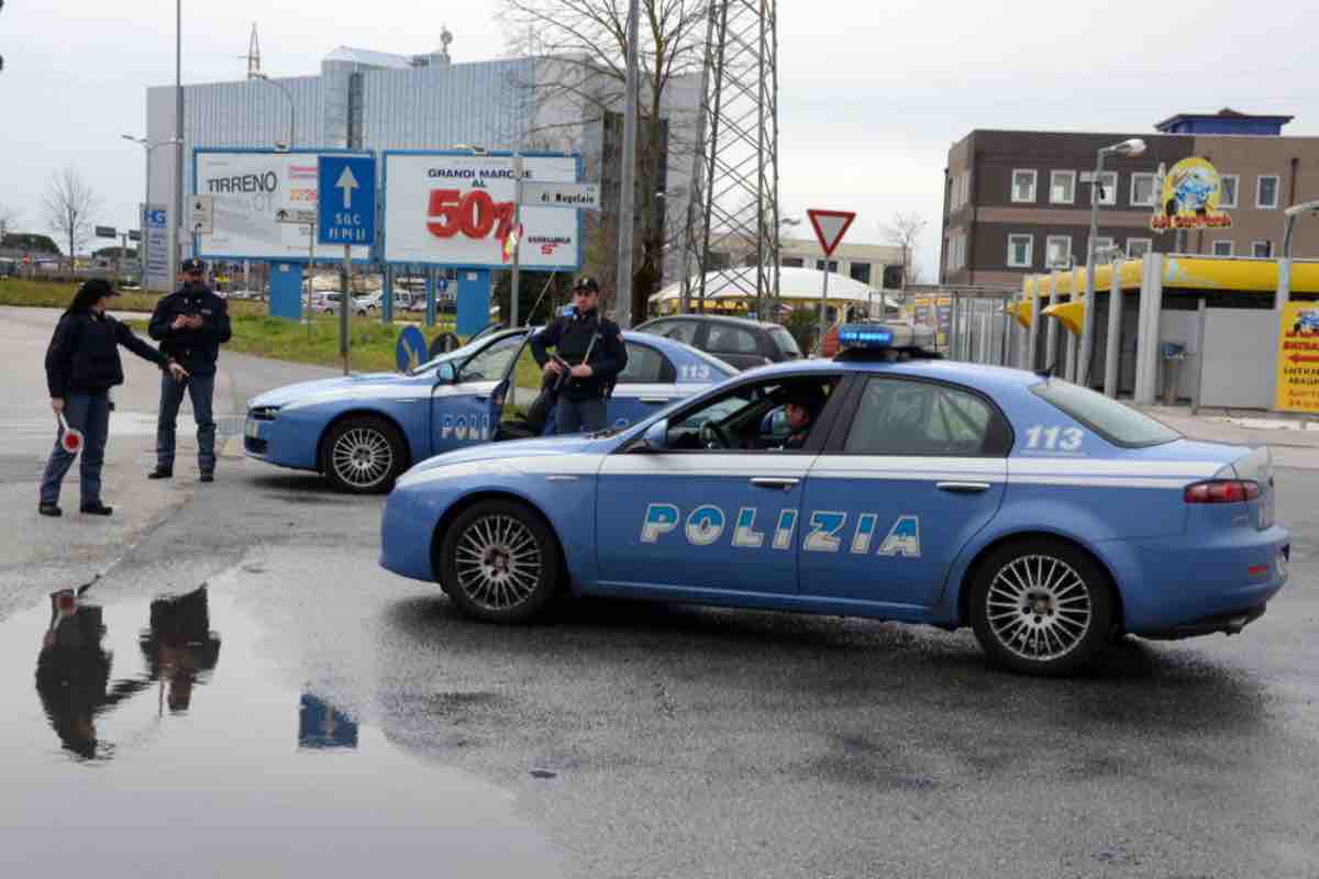 Polizia di Stato indagini Pisa cadavere