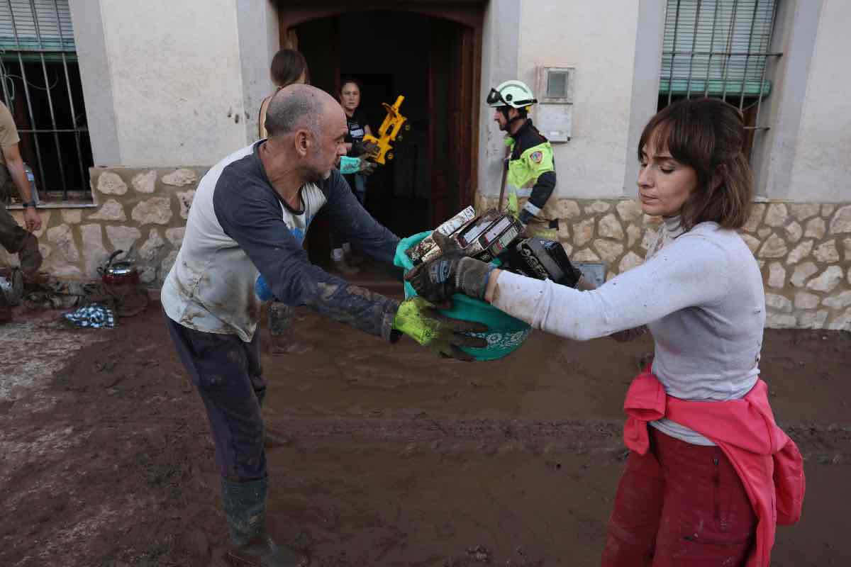 Solidarietà Valencia Italia alluvione soccorsi