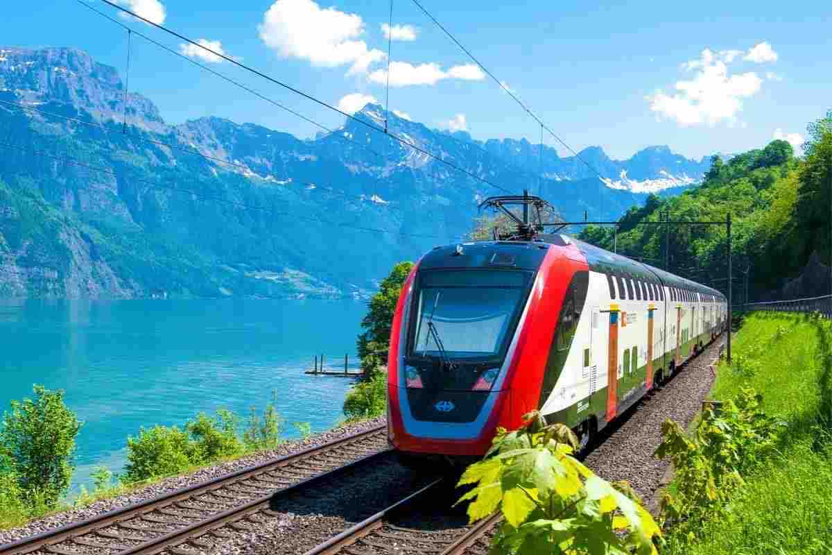 Treno proteste Italia troppa violenza 